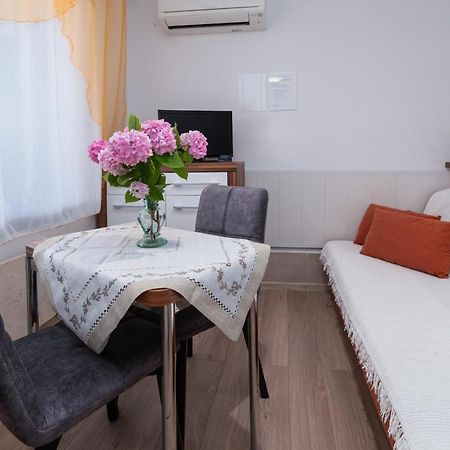 Apartments By The Sea Punat, Krk - 5351 Exterior photo