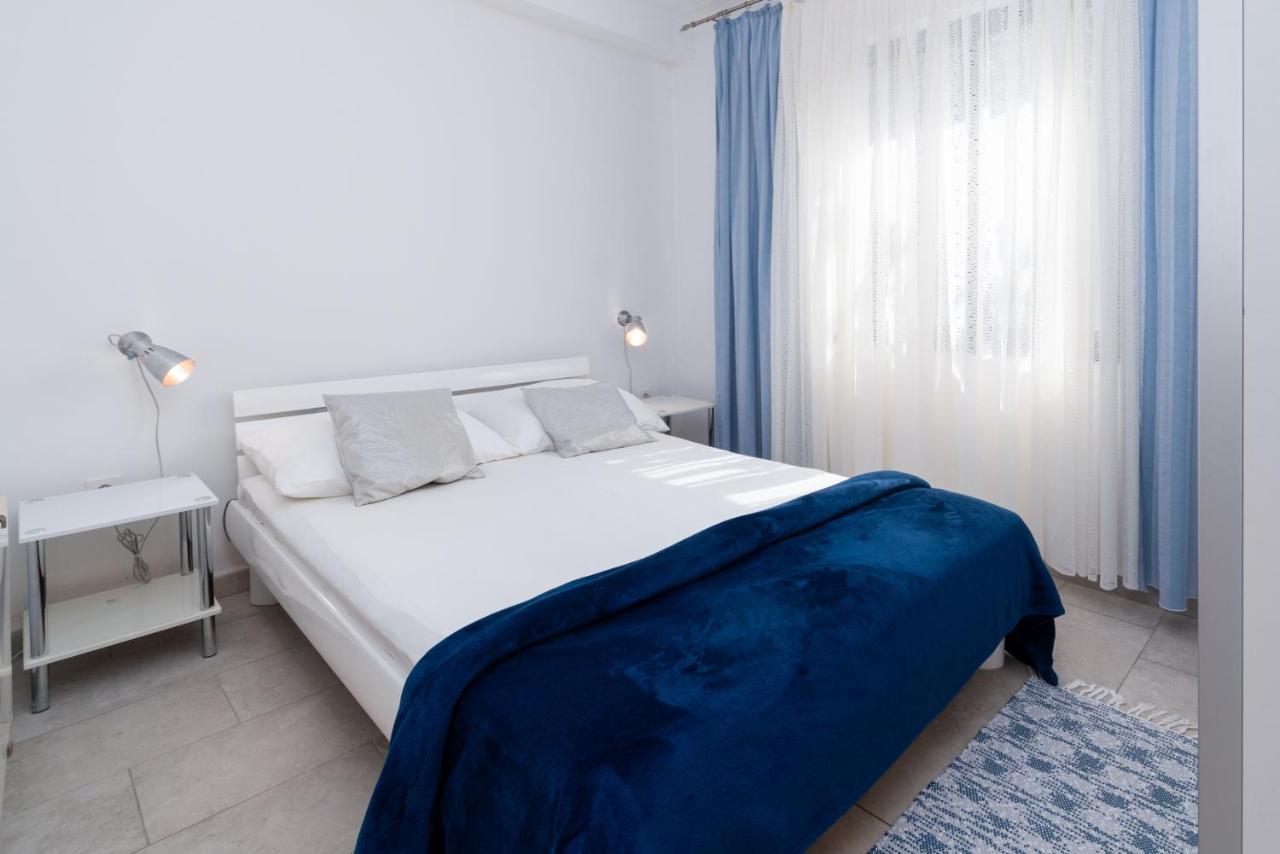 Apartments By The Sea Punat, Krk - 5351 Exterior photo