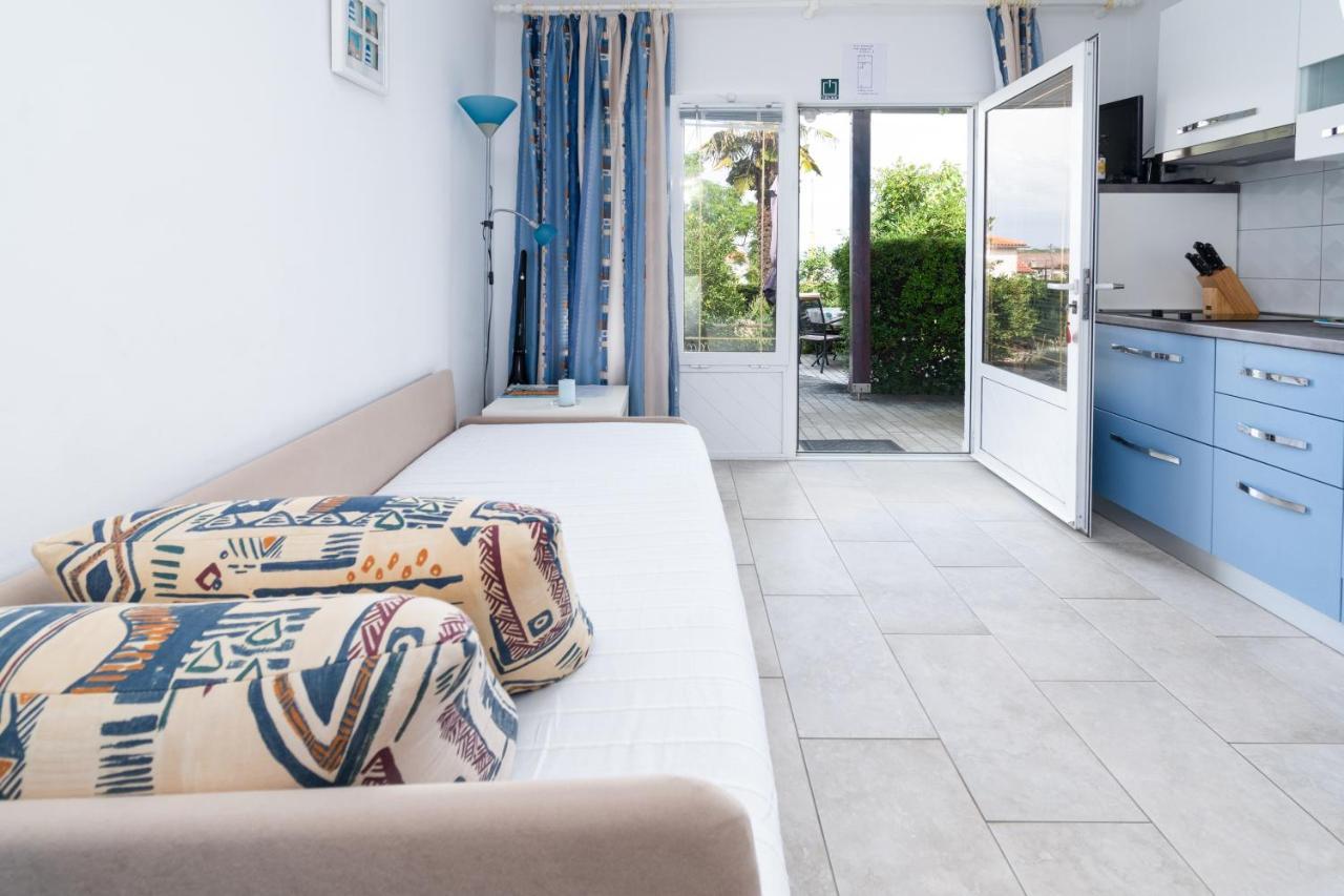Apartments By The Sea Punat, Krk - 5351 Exterior photo